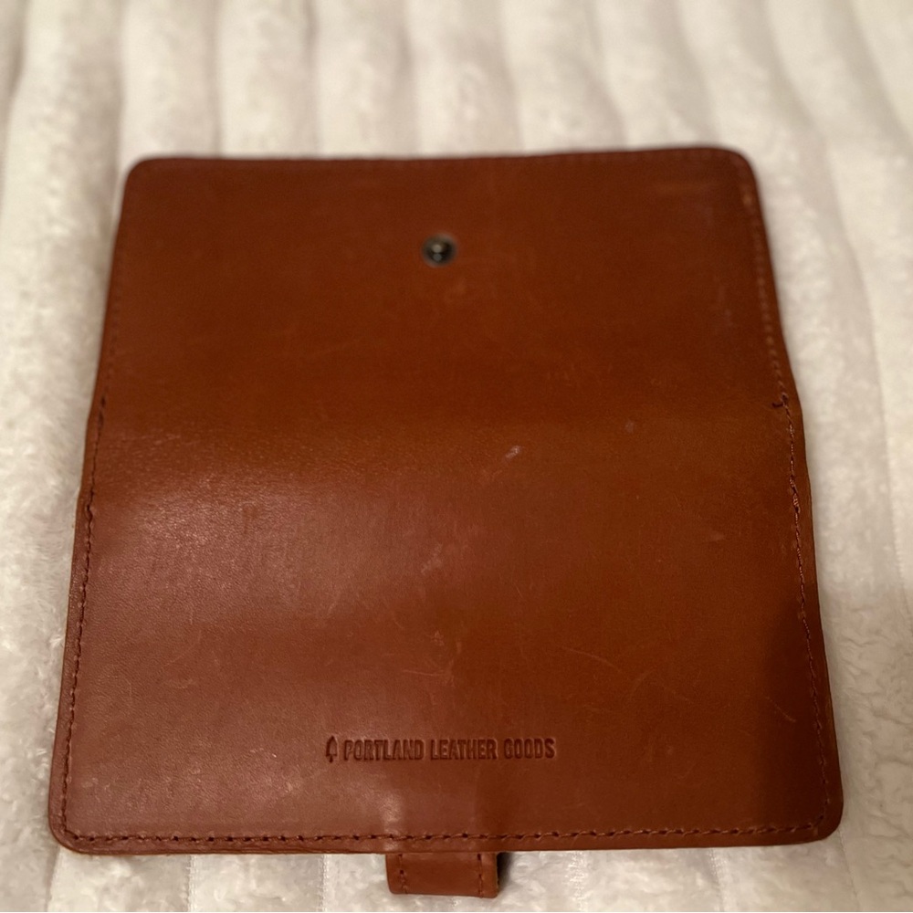 Portland Leather Brown Wallet - Picture 6 of 6